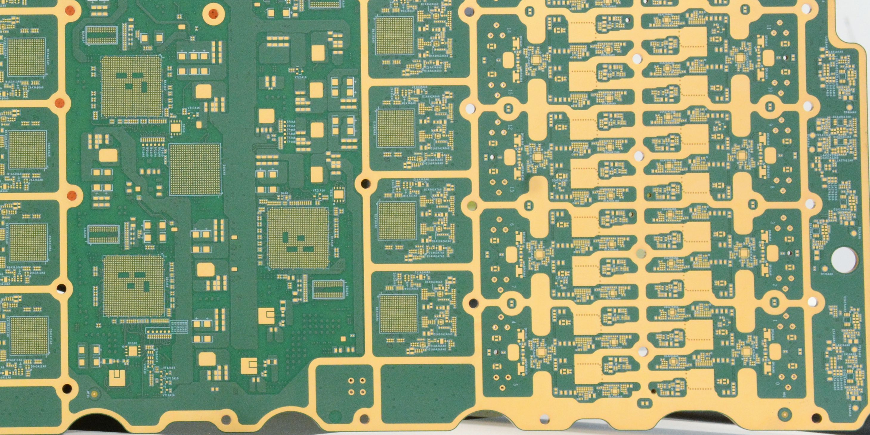 AAU�����